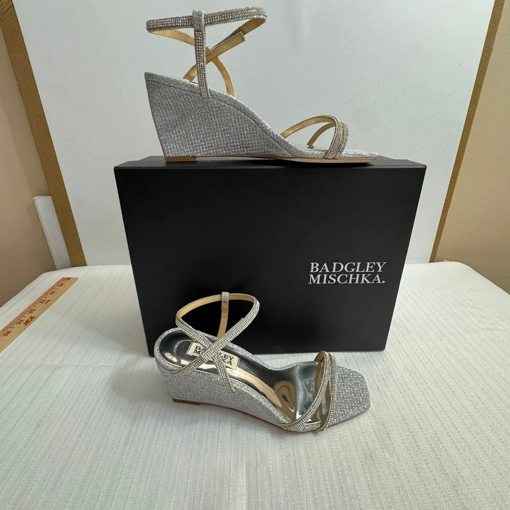BADGLEY MISCHKA UNITY Wedge Heels Open Toe Crisscross Strap Summer Glam Sandals‎